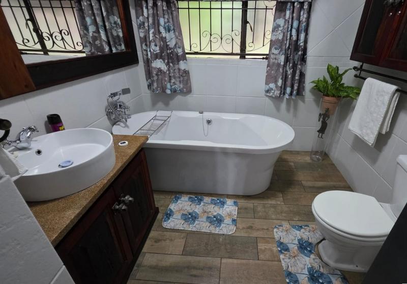 6 Bedroom Property for Sale in Dan Pienaar Free State